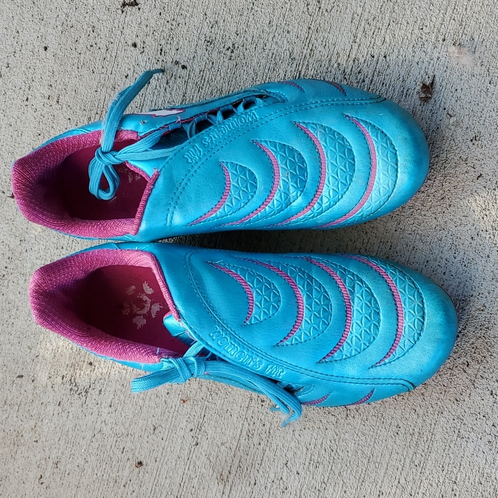 Woman's cleats